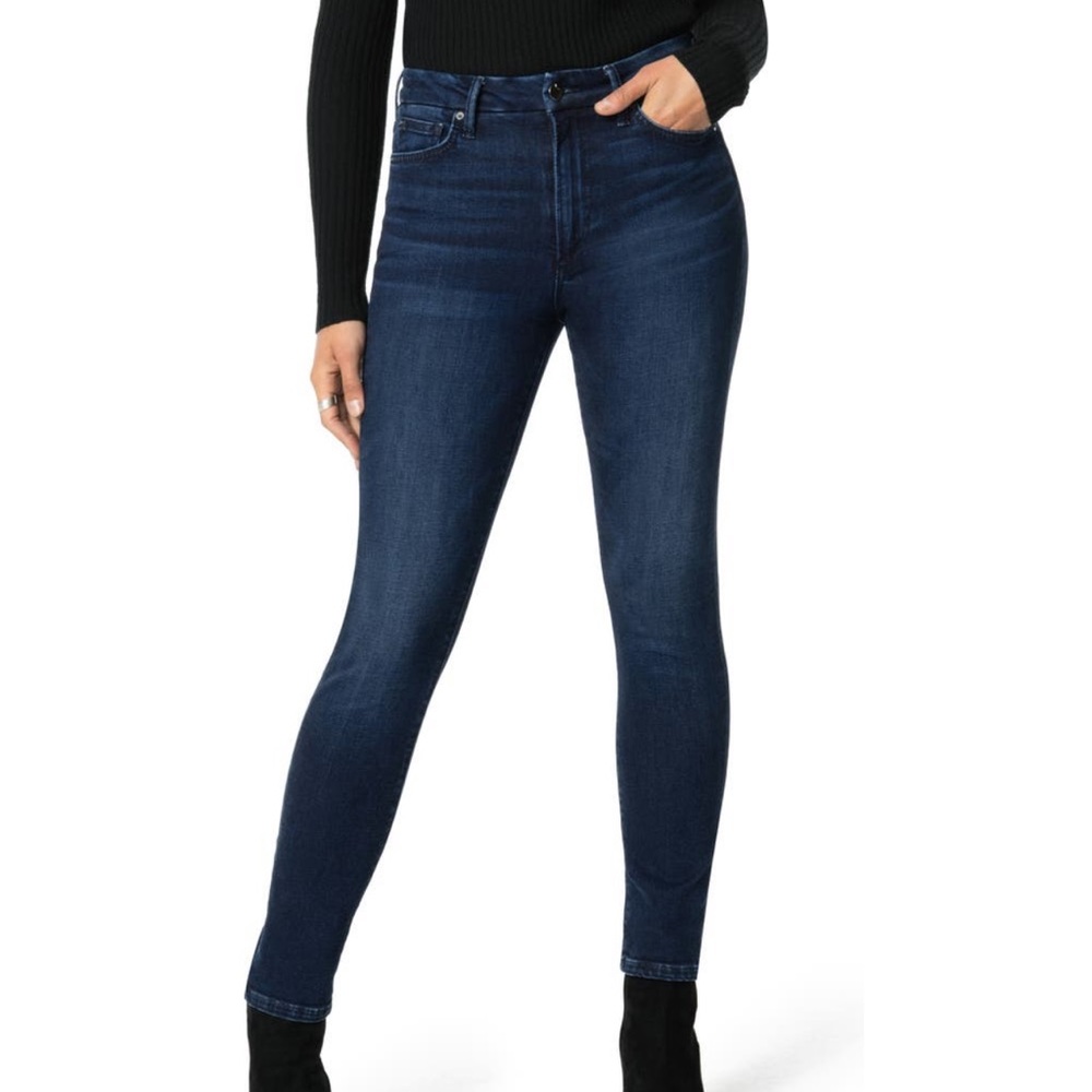 SOLD: Joe’s FLAWLESS High Rise Skinny Jeans | Size 24